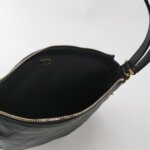 Chanel Quilted Calfskin Shoulder Bag (Шанель) — фото 7