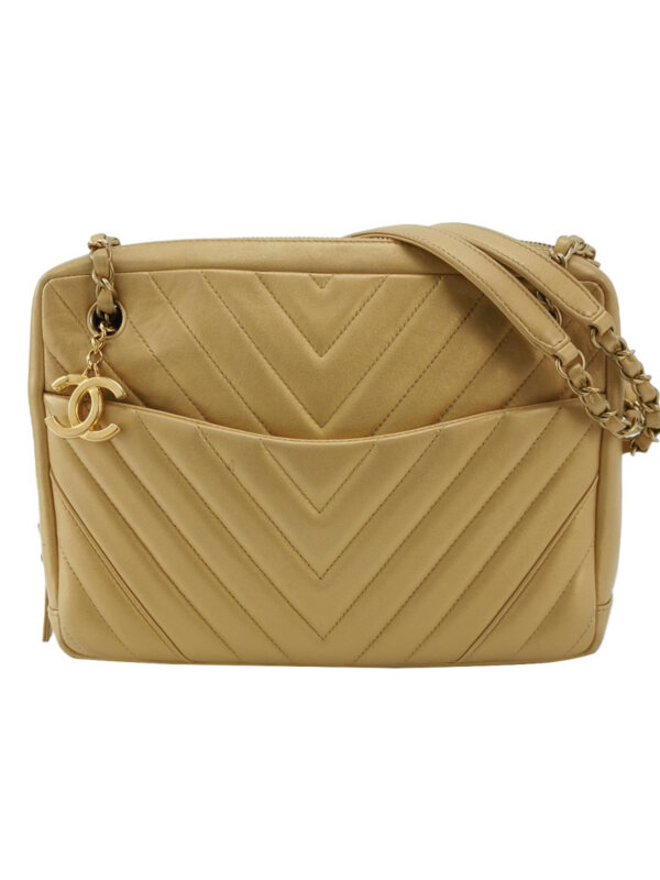 Chanel Quilted Lambskin CC Shoulder Bag (Шанель)