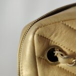 Chanel Quilted Lambskin CC Shoulder Bag (Шанель) — фото 19