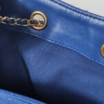 Chanel Quilted Lambskin CC Crossbody (Шанель) — фото 10