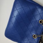 Chanel Quilted Lambskin CC Crossbody (Шанель) — фото 28