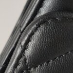 Chanel Quilted Lambskin CC Crossbody (Шанель) — фото 18