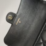 Chanel Quilted Lambskin CC Crossbody (Шанель) — фото 19