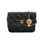 Chanel Quilted Lambskin CC Shoulder Bag (Шанель) — миниатюра 1