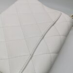 Chanel Quilted Calfskin CC Crossbody (Шанель) — фото 19