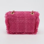 Chanel Logo Shoulder Bag (Шанель) — фото 5
