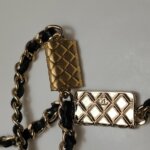 Chanel Quilted Calfskin CC Crossbody (Шанель) — фото 12