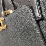 Chanel Quilted Calfskin CC Backpack (Шанель) — фото 19