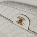 Chanel Quilted Lambskin CC Shoulder Bag (Шанель) — фото 14
