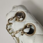 Chanel Quilted Lambskin CC Shoulder Bag (Шанель) — фото 15