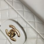 Chanel Quilted Lambskin CC Shoulder Bag (Шанель) — фото 17