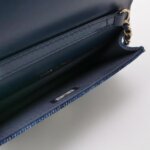 Chanel Quilted CC Belt Bag (Шанель) — фото 7