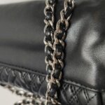 Chanel Quilted Lambskin CC Crossbody (Шанель) — фото 12