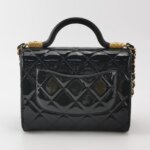 Chanel Quilted Patent CC Crossbody (Шанель) — фото 5