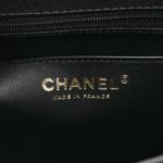 Chanel Quilted Patent CC Crossbody (Шанель) — фото 8