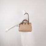 Chanel Quilted Calfskin CC Shoulder Bag (Шанель) — фото 2