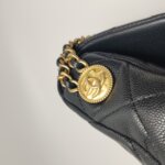 Chanel Quilted Calfskin CC Crossbody (Шанель) — фото 16