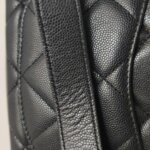 Chanel Quilted Calfskin CC Crossbody (Шанель) — фото 28