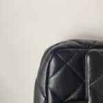 Chanel Quilted Lambskin CC Shoulder Bag (Шанель) — фото 18