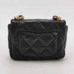 Chanel Quilted Lambskin CC Shoulder Bag (Шанель) — фото 5