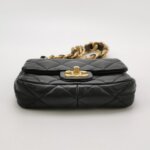 Chanel Quilted Lambskin CC Shoulder Bag (Шанель) — фото 6