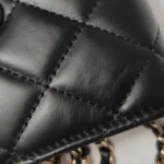 Chanel Quilted Calfskin CC Crossbody (Шанель) — фото 10