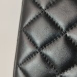 Chanel Quilted Lambskin CC Crossbody (Шанель) — фото 15