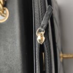 Chanel Quilted Lambskin CC Crossbody (Шанель) — фото 11