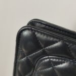 Chanel Quilted Lambskin CC Crossbody (Шанель) — фото 17