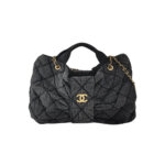 Chanel Quilted Canvas CC Shoulder Bag (Шанель) — миниатюра 1