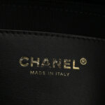 Chanel Quilted Canvas CC Shoulder Bag (Шанель) — фото 8