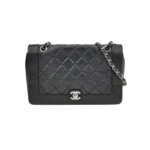 Chanel Quilted Waxed Calfskin CC Shoulder Bag (Шанель) — миниатюра 1