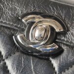 Chanel Quilted Waxed Calfskin CC Shoulder Bag (Шанель) — фото 16