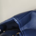 Chanel Quilted Lambskin CC Crossbody (Шанель) — фото 19