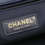 Chanel Quilted Lambskin CC Crossbody (Шанель) — фото 8