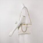 Chanel Quilted Calfskin CC Shoulder Bag (Шанель) — фото 2