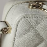 Chanel Quilted Calfskin CC Crossbody (Шанель) — фото 17