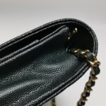 Chanel Quilted Calfskin CC Crossbody (Шанель) — фото 15