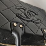 Chanel Quilted Calfskin CC Crossbody (Шанель) — фото 12