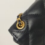 Chanel Quilted Lambskin CC Belt Bag (Шанель) — фото 13