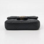 Chanel Quilted Lambskin CC Belt Bag (Шанель) — фото 6