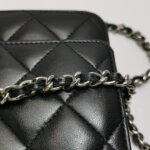 Chanel Quilted Lambskin CC Crossbody (Шанель) — фото 15