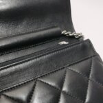 Chanel Quilted Lambskin CC Crossbody (Шанель) — фото 23