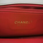 Chanel Quilted Lambskin CC Shoulder Bag (Шанель) — фото 8