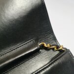 Chanel Quilted Lambskin CC Shoulder Bag (Шанель) — фото 32