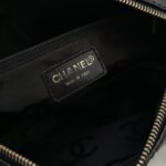 Chanel Calfskin CC Shoulder Bag (Шанель) — фото 8