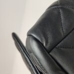 Chanel Quilted Lambskin CC Shoulder Bag (Шанель) — фото 18