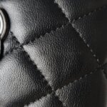 Chanel Quilted Lambskin CC Crossbody (Шанель) — фото 21