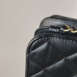 Chanel Quilted Calfskin CC Crossbody (Шанель) — фото 17