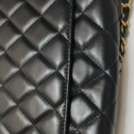 Chanel Quilted Calfskin CC Crossbody (Шанель) — фото 25